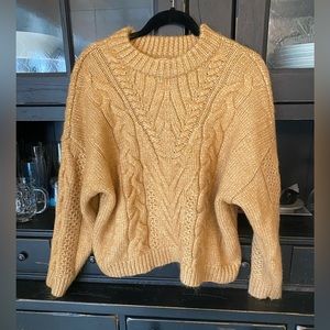 Crewneck pullover sweater, women's.